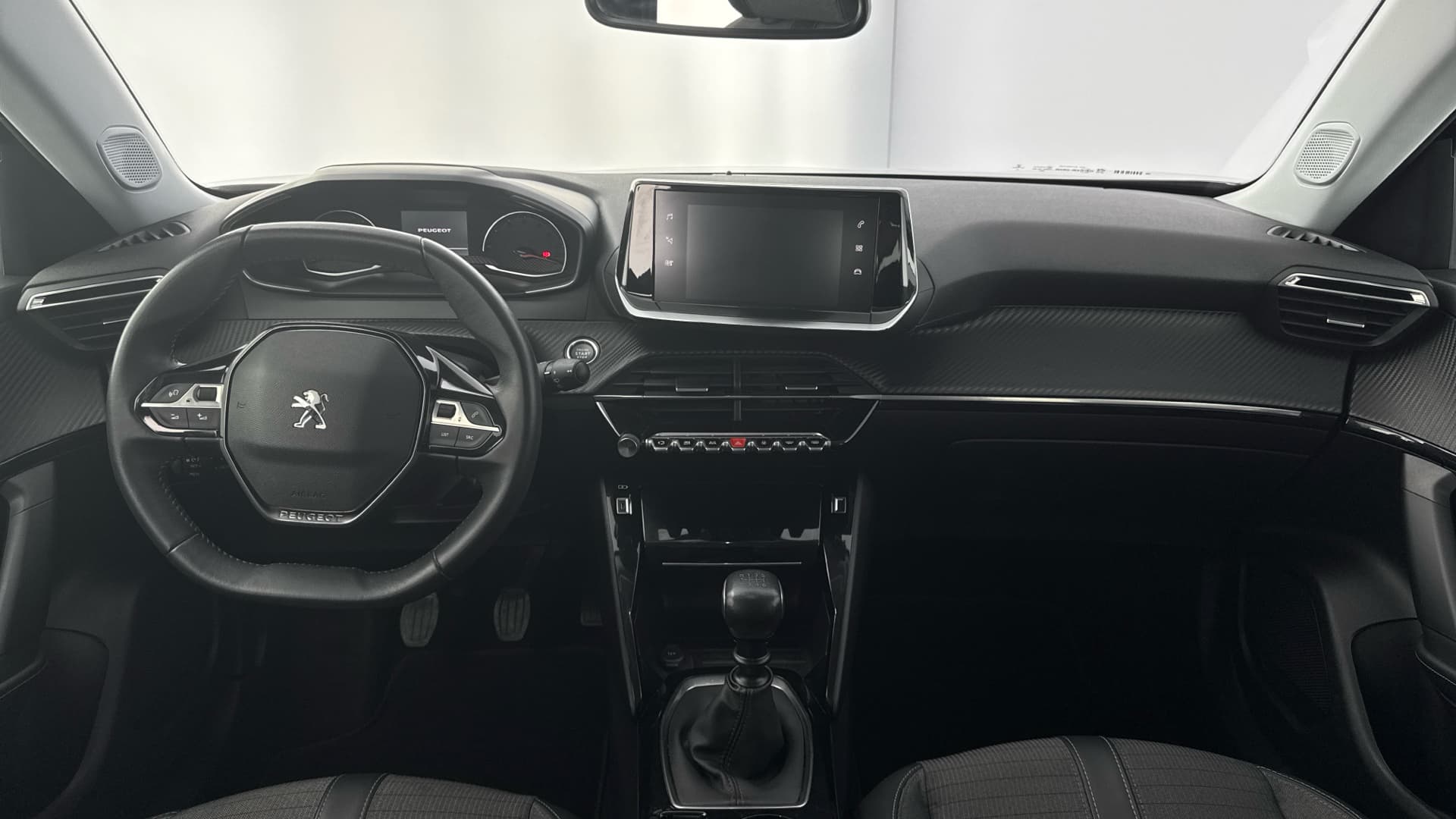 Peugeot 2008 - 10