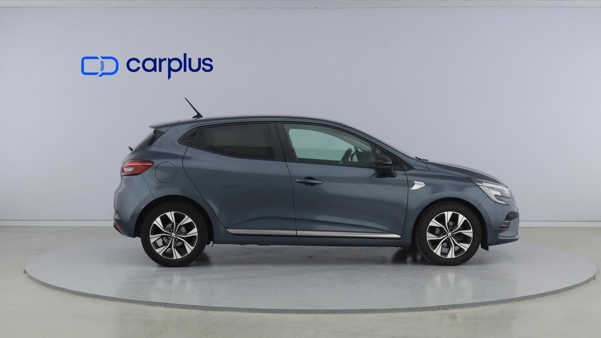 Renault Clio - 7