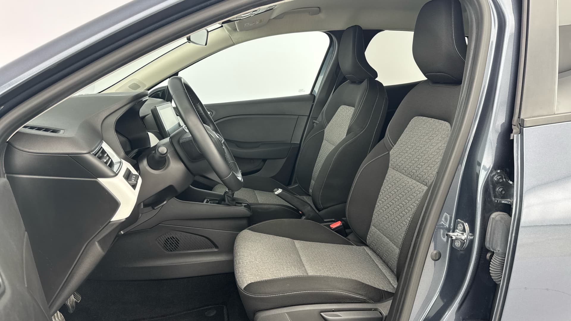 Renault Clio - 11