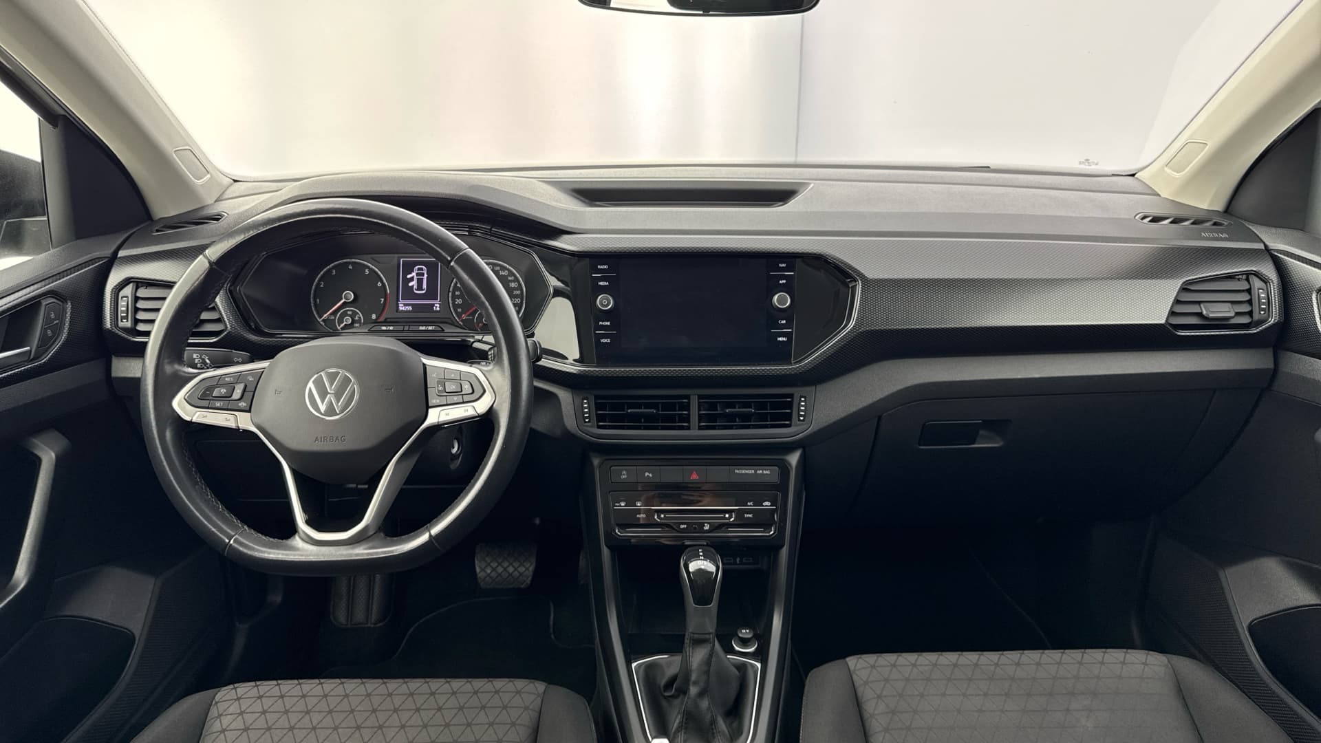Volkswagen T-Cross - 10