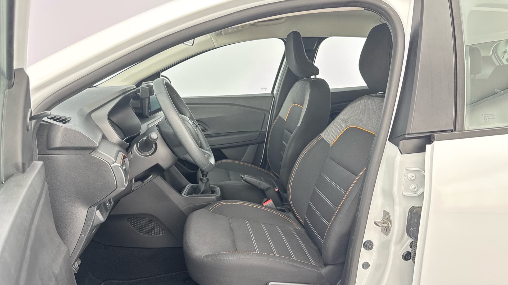 Dacia Sandero - 11