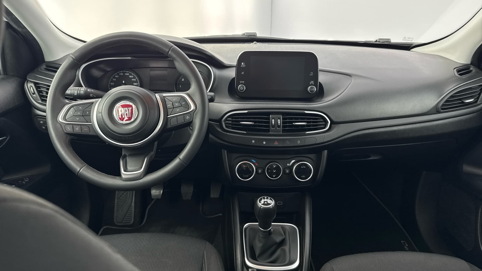 Fiat Tipo - 10