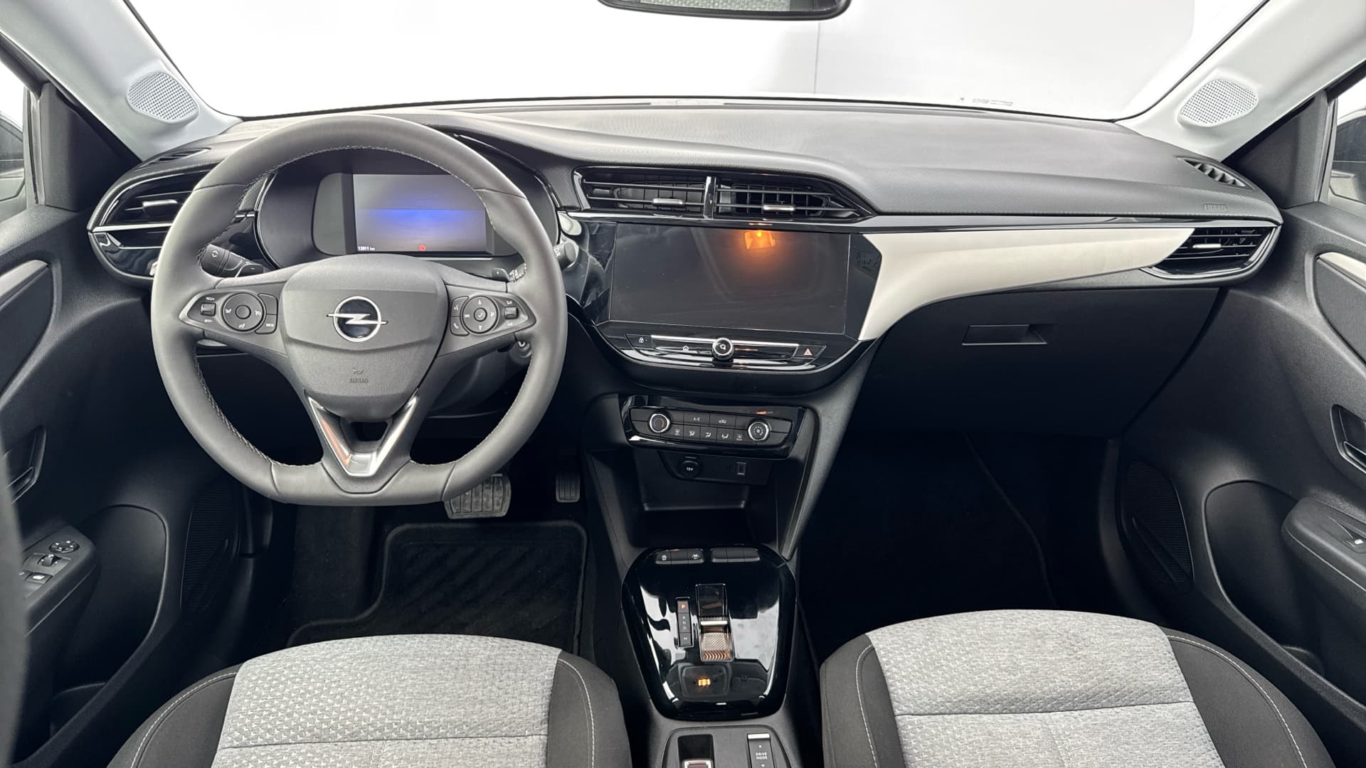 Opel Corsa - 10