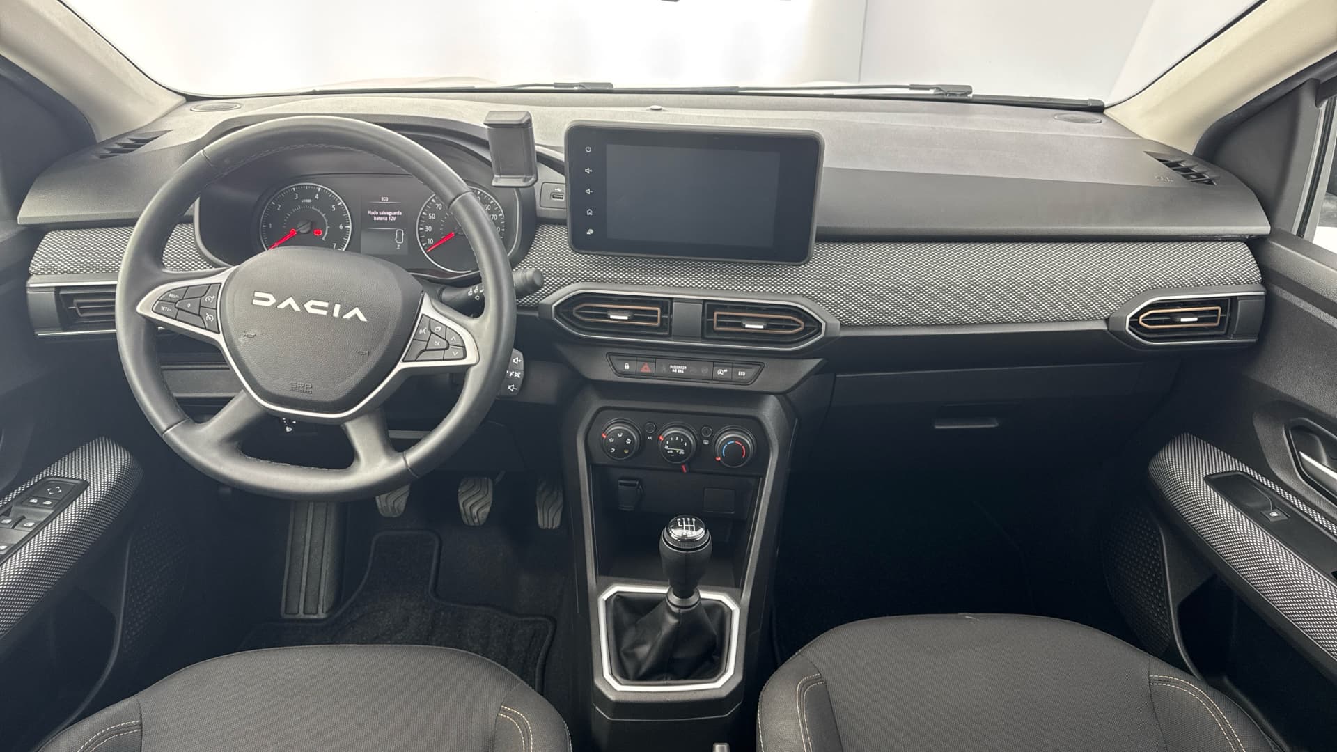 Dacia Sandero - 10