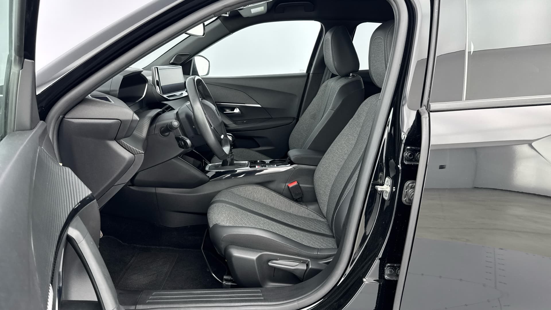 Peugeot 2008 - 11