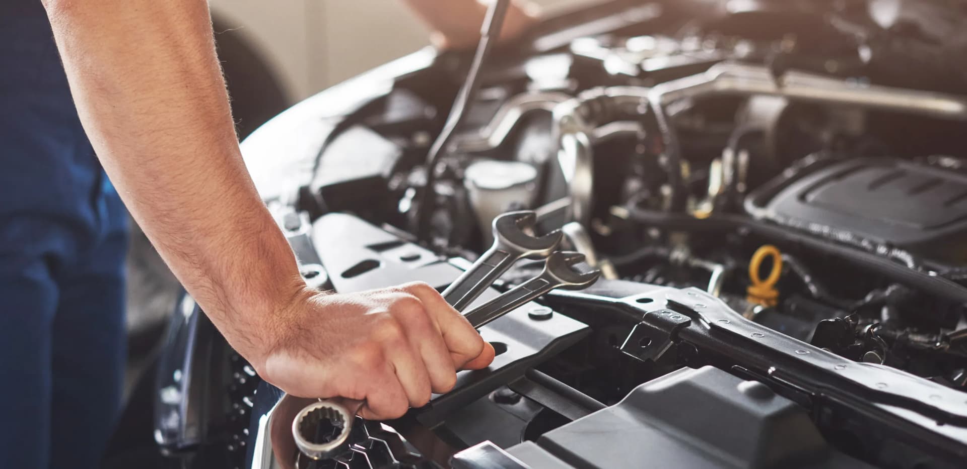 Devo reparar o carro antes de o vender?